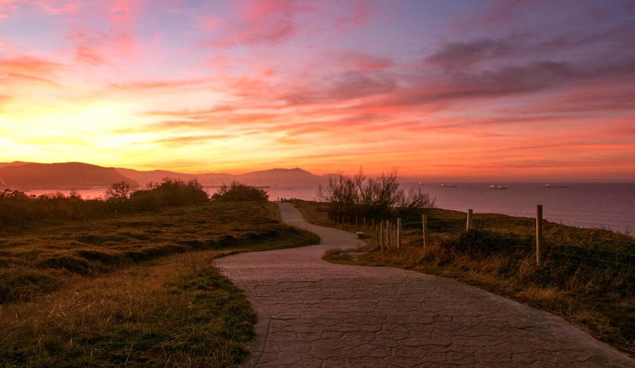 Casa Carlini Bed & Breakfast Getxo Bagian luar foto