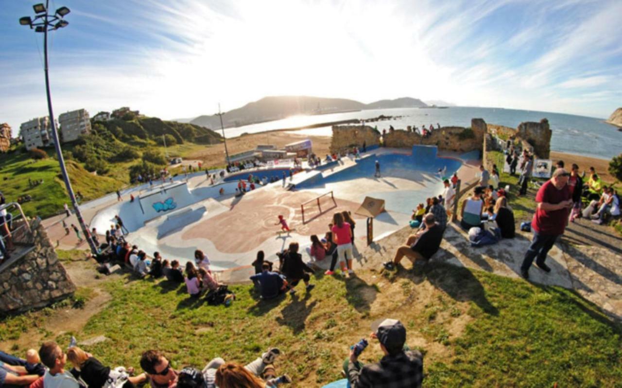 Casa Carlini Bed & Breakfast Getxo Bagian luar foto